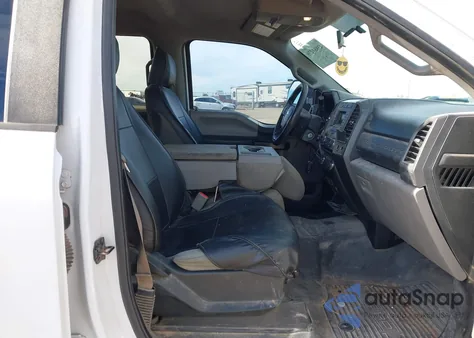 2017 Ford F-250 Xl z USA, uszkodzony, nr VIN 1FT7W2BTXHEB29166